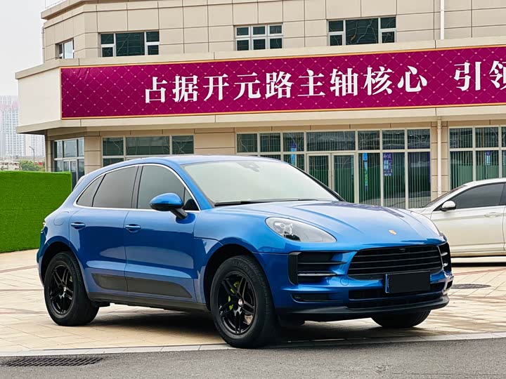 Фото 2 - Porsche Macan