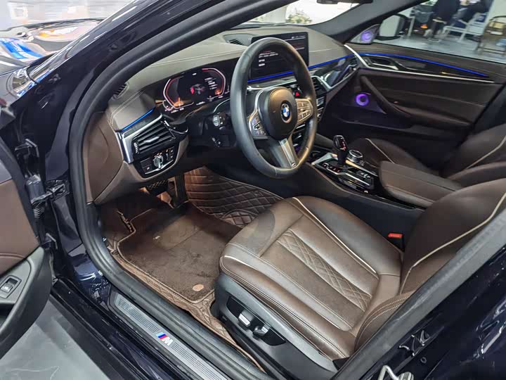 Фото 9 - BMW 5 Series