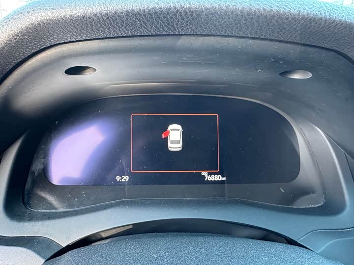 Фото 6 - Toyota Camry