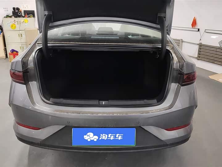 Фото 4 - BYD Han