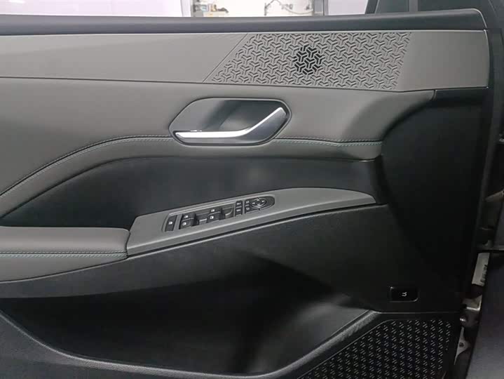 Фото 7 - BYD Han