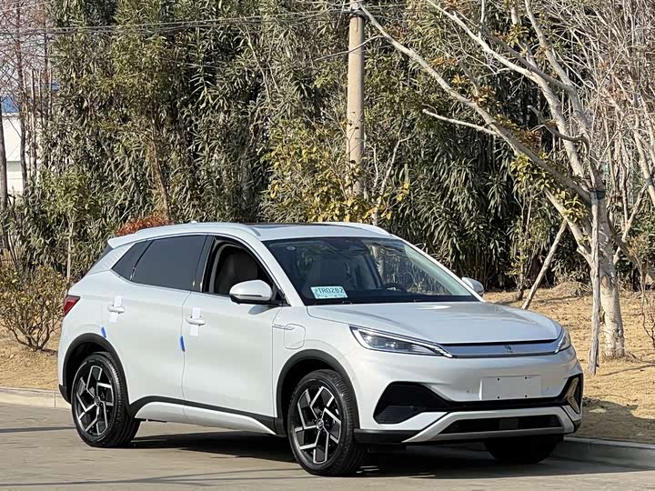 Фото 3 - BYD Yuan Plus