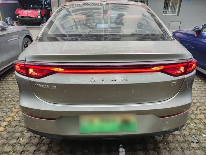 Фото 6 - GAC Aion S