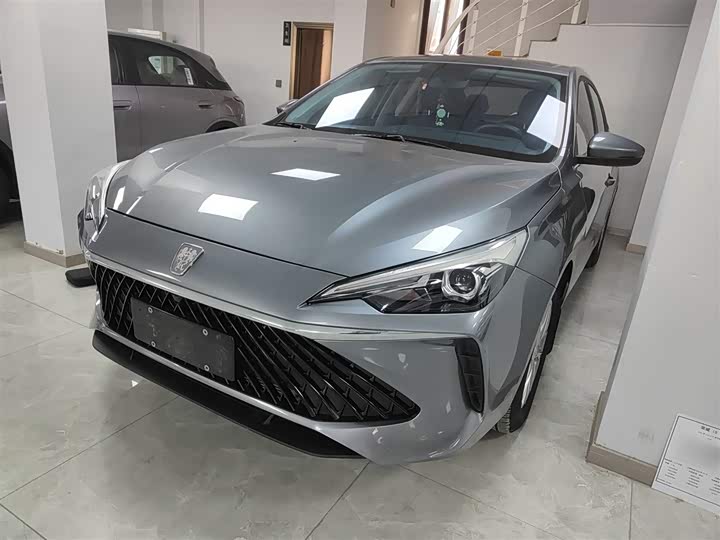 Фото 1 - Roewe i5