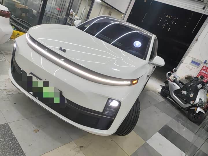 Фото 1 - LiXiang L7