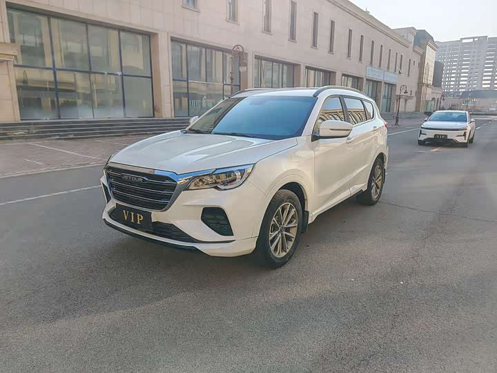 Фото 1 - Jetour X70