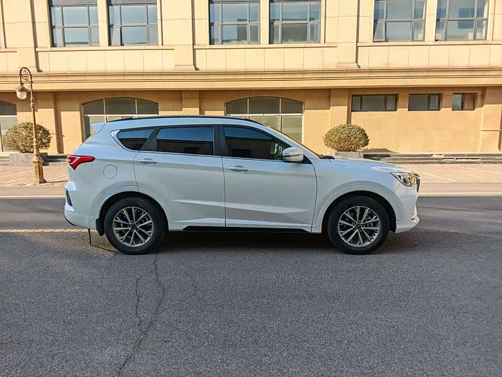 Фото 4 - Jetour X70