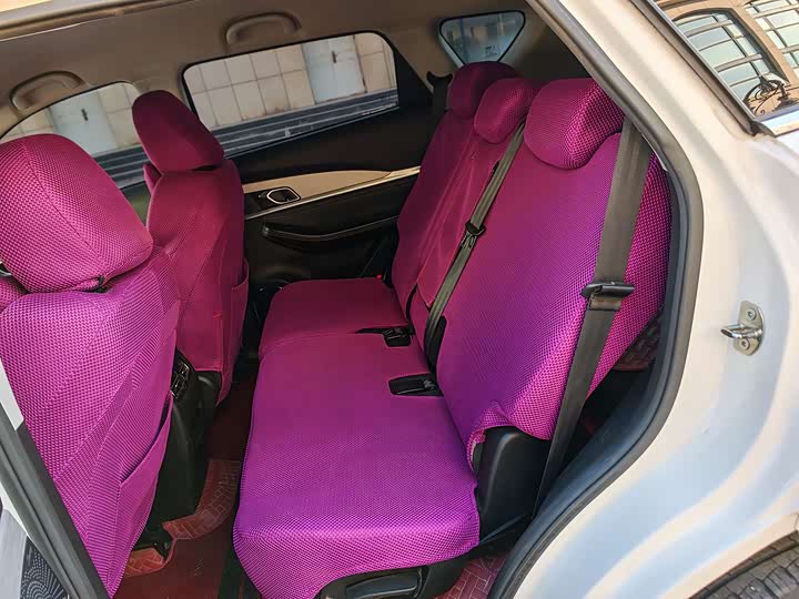 Фото 9 - Jetour X70