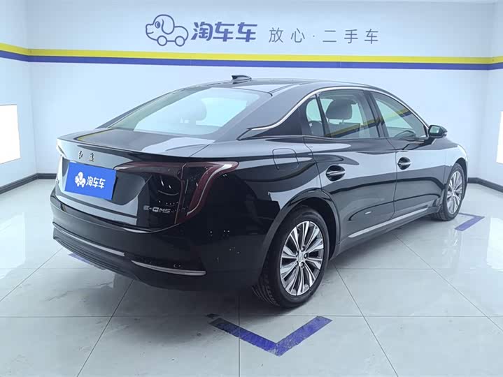 Фото 3 - Hongqi E-QM5