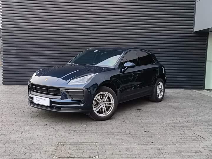 Фото 1 - Porsche Macan