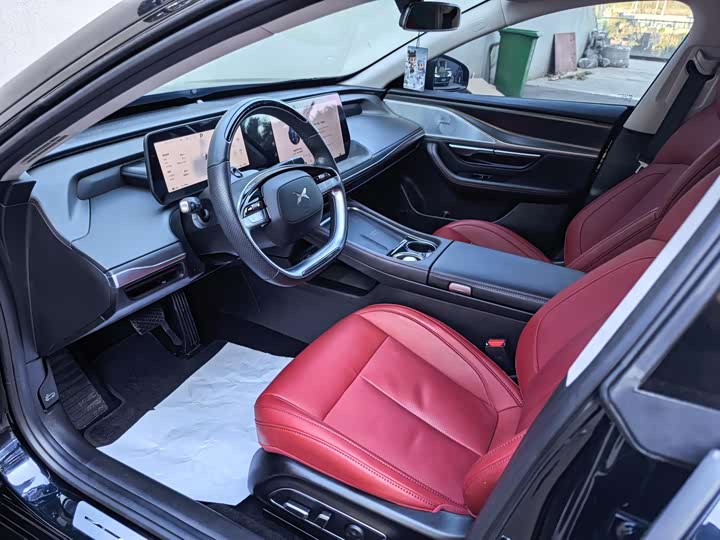 Фото 5 - XPeng P7