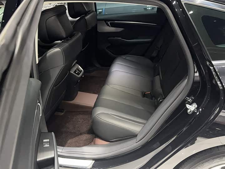 Фото 8 - Buick LaCrosse