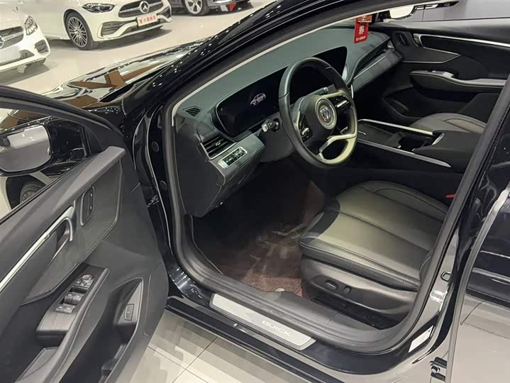 Фото 9 - Buick LaCrosse