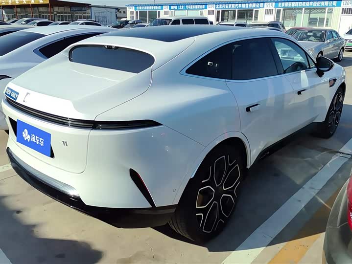 Фото 3 - Avatr 11