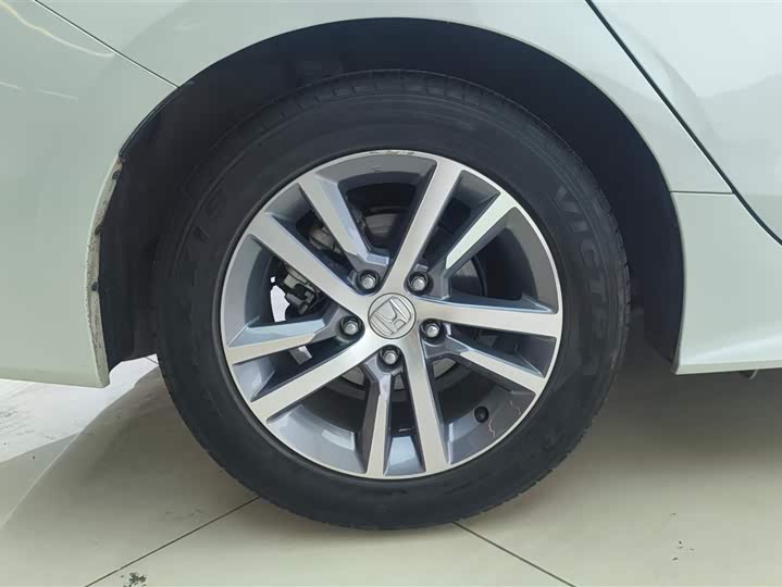 Фото 6 - Honda Civic