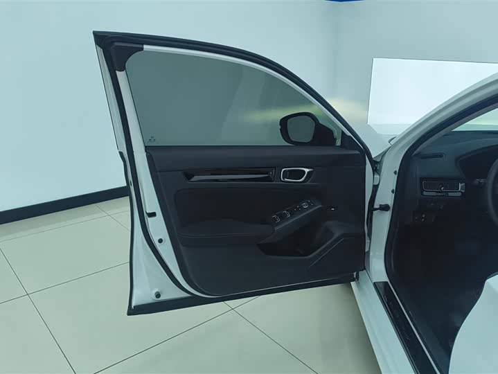 Фото 7 - Honda Civic