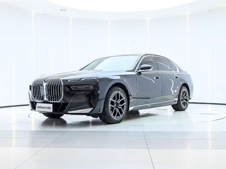 Фото 1 - BMW 7 Series