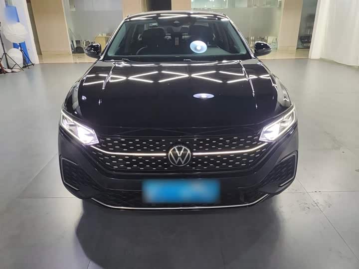 Фото 3 - Volkswagen Passat