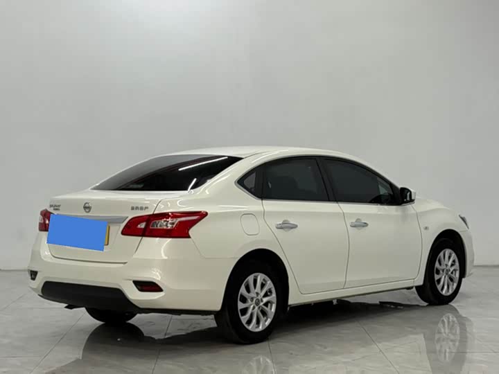 Фото 8 - Nissan Sylphy