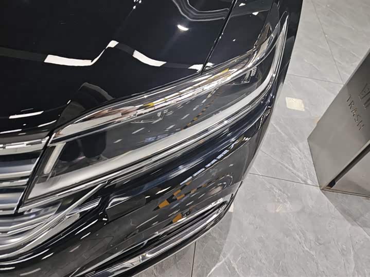 Фото 5 - Volkswagen Phideon