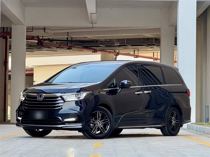 Фото 1 - Honda Odyssey