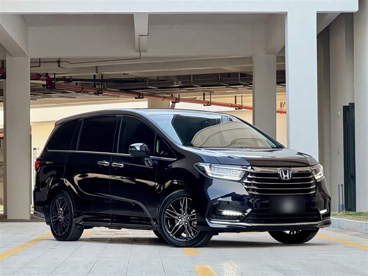 Фото 4 - Honda Odyssey