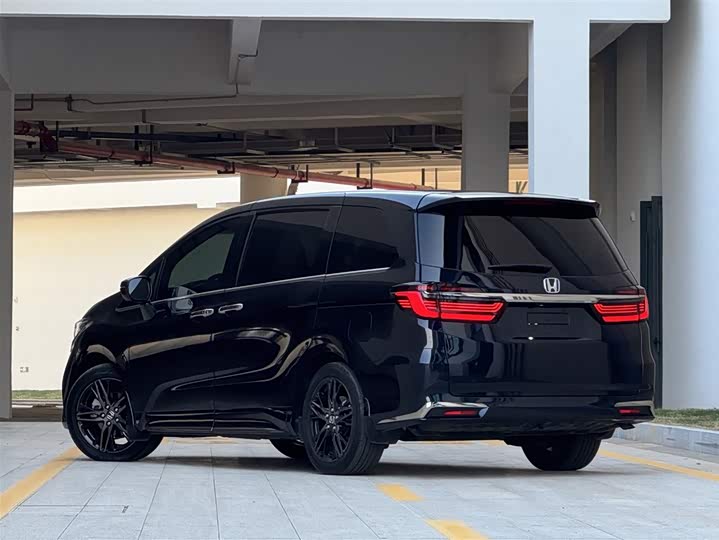 Фото 5 - Honda Odyssey