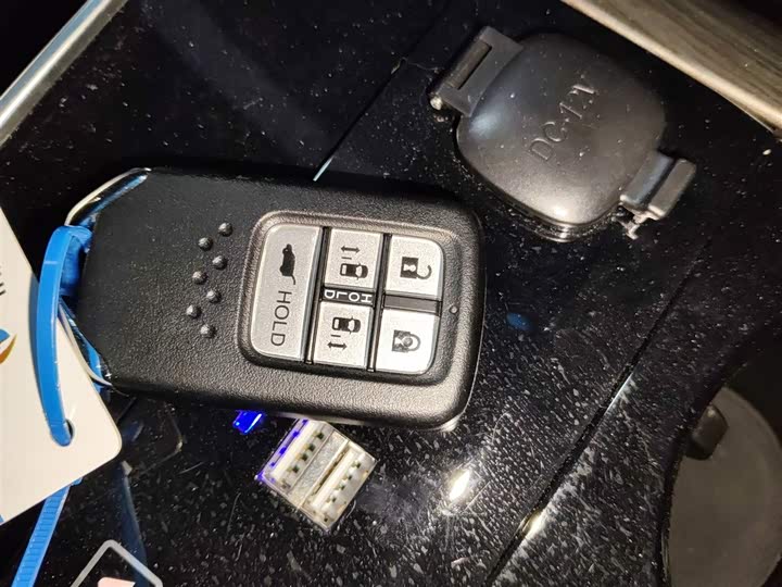 Фото 9 - Honda Odyssey