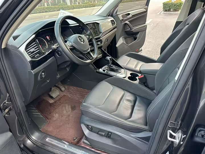 Фото 8 - Volkswagen Tayron