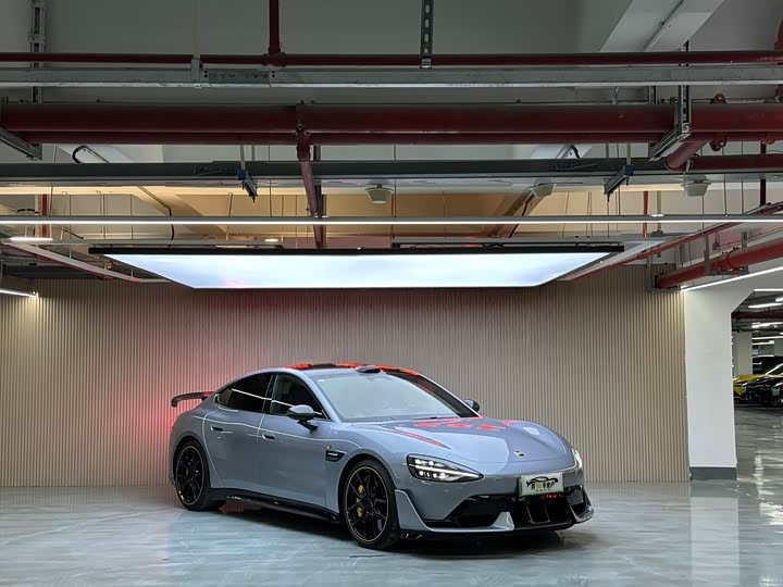 Фото 3 - Xiaomi SU7 Ultra