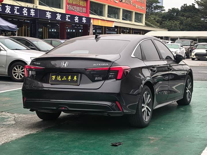 Фото 6 - Honda Integra