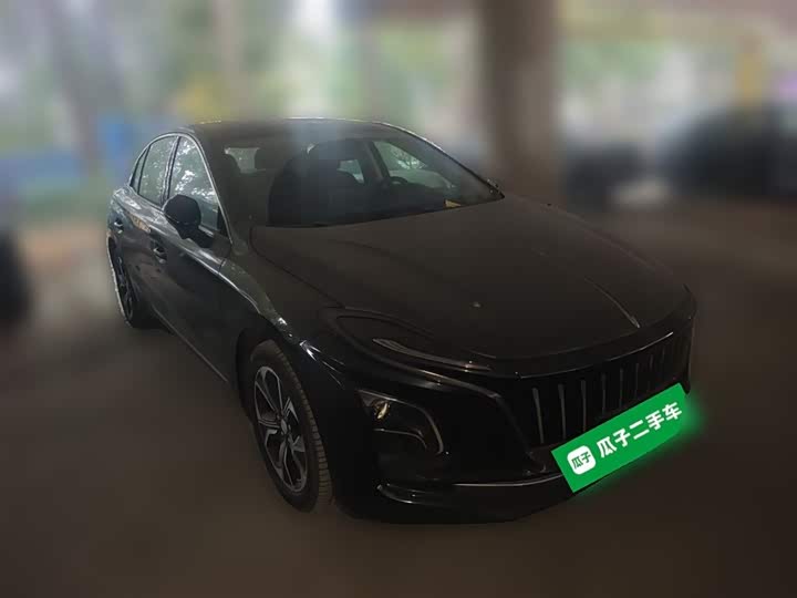 Фото 7 - Hongqi E-QM5