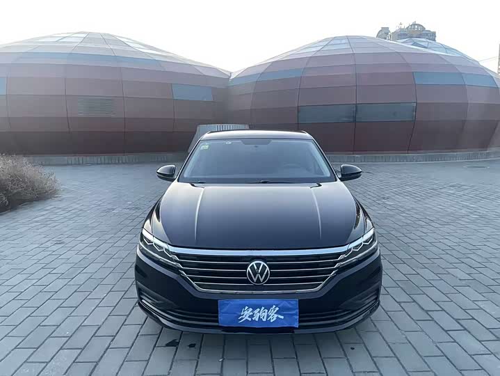 Фото 2 - Volkswagen Lavida