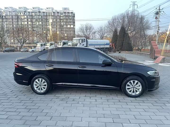 Фото 4 - Volkswagen Lavida