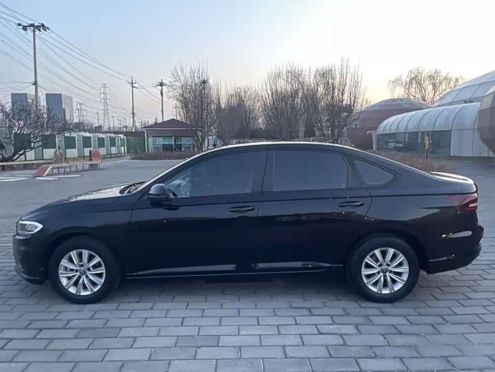 Фото 5 - Volkswagen Lavida