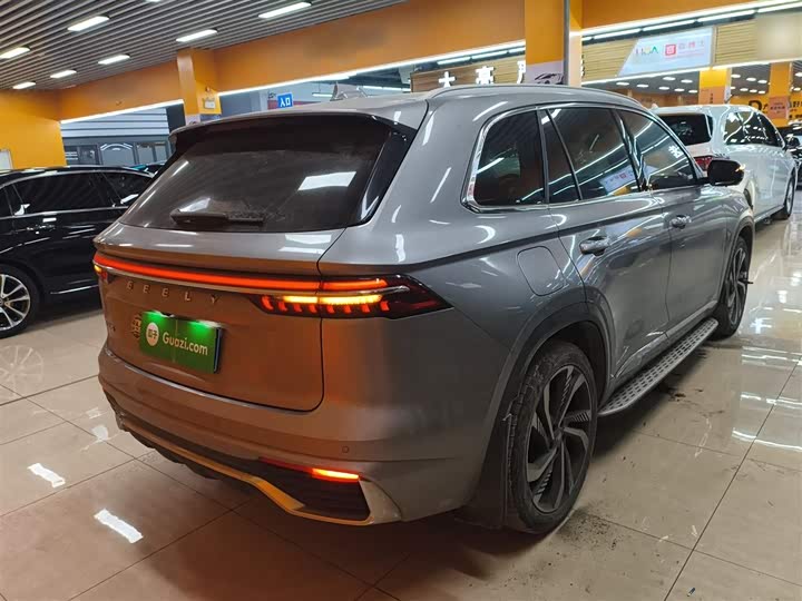 Фото 7 - Geely Monjaro