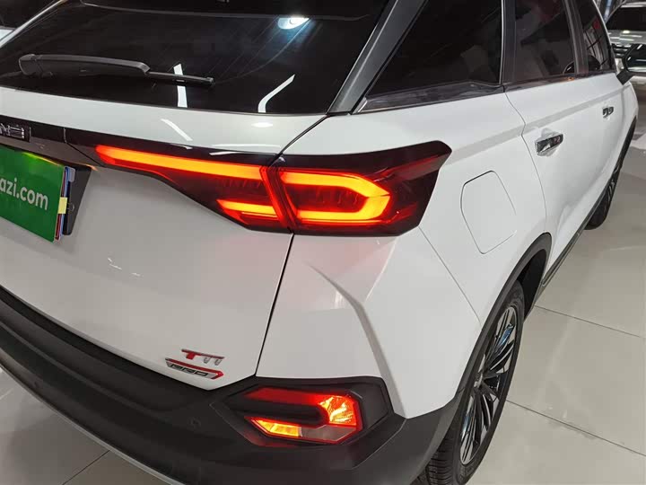 Фото 8 - Bestune T77