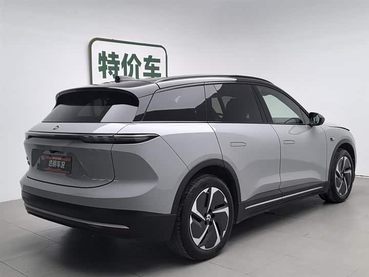 Фото 2 - Nio ES6