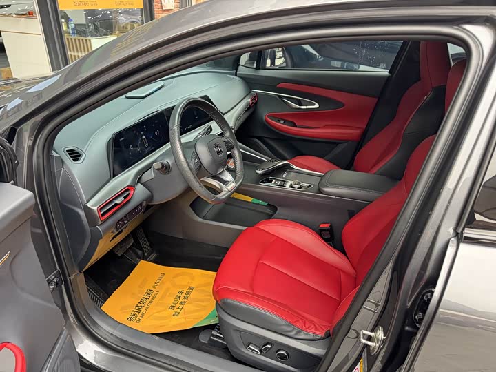 Фото 8 - Changan UNI-T