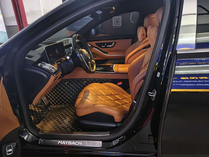 Фото 5 - Mercedes-Benz Maybach S-Class