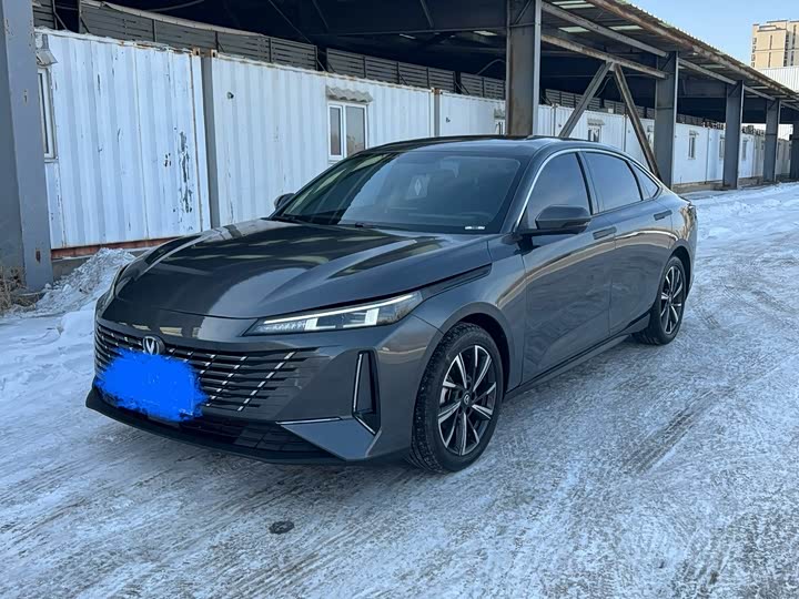 Фото 1 - Changan Yida