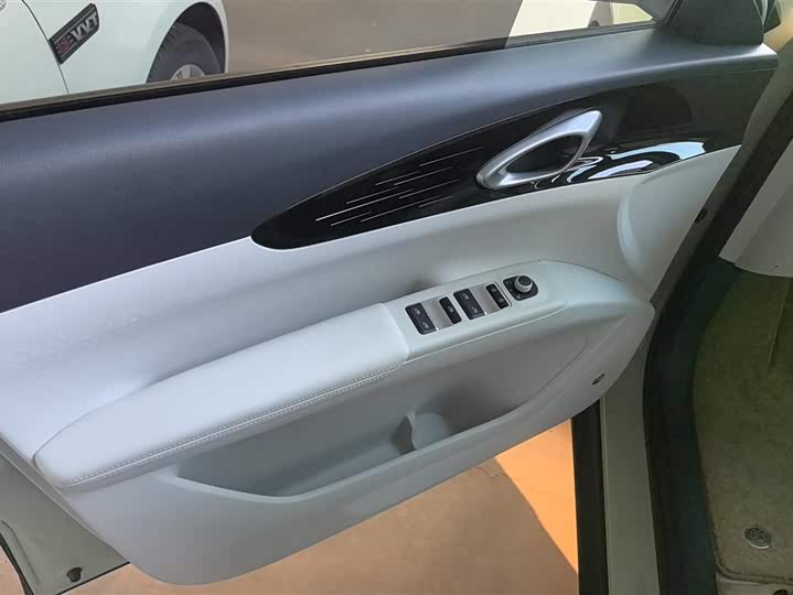 Фото 7 - Geely Galaxy Geome