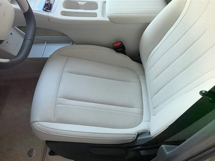 Фото 9 - Geely Galaxy Geome