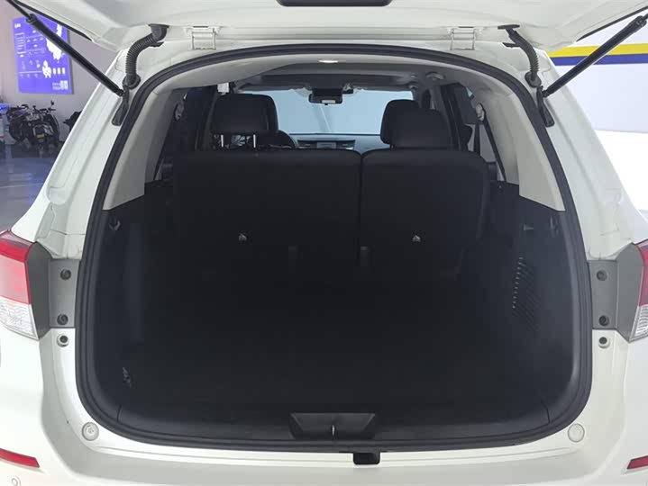 Фото 4 - Nissan Terra