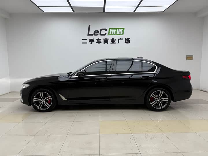 Фото 4 - BMW 5 Series