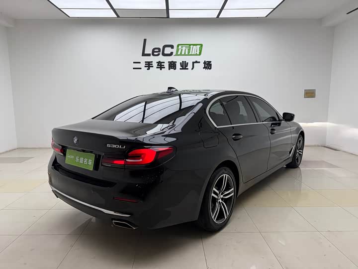 Фото 7 - BMW 5 Series