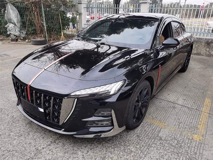 Фото 1 - Hongqi H6