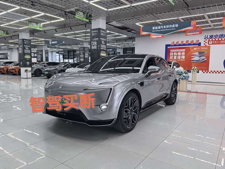 Фото 1 - Avatr 11