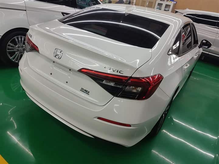 Фото 7 - Honda Civic