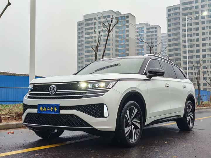 Фото 1 - Volkswagen Tavendor